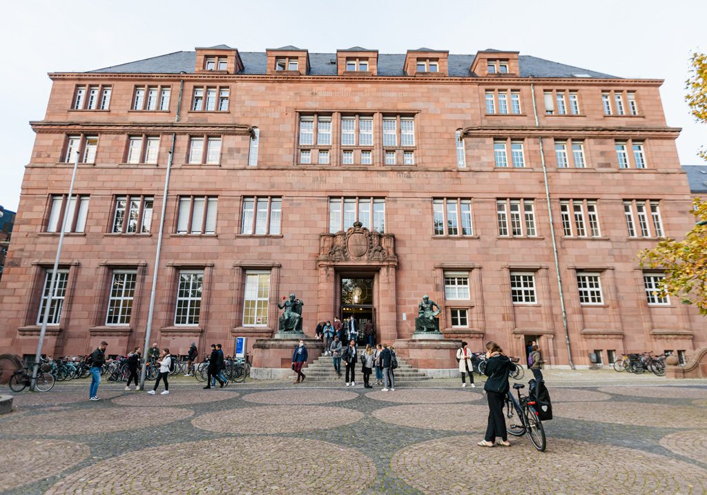 Albert-Ludwigs-Universität Freiburg